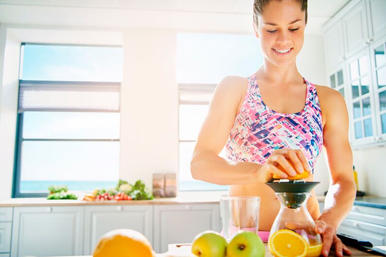 Jus yang baru diperah boleh dimakan untuk penurunan berat badan dengan diet yang betul
